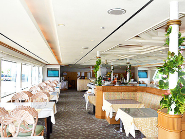 メインダイニング