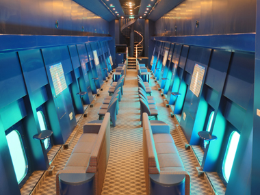 エメラルドグリーンの宮古島の海の中を体感